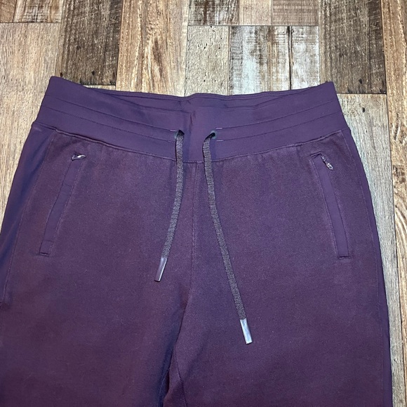 Lululemon Get Going Jogger 28.5" in Black Cherry Women’s Size 8 - Picture 4 of 8